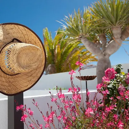 Luciente - 3 Bedroom - Great Pool Area - Perfect For Families Villa
