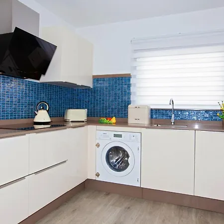 Luciente - 3 Bedroom - Great Pool Area - Perfect For Families ヴィラ *